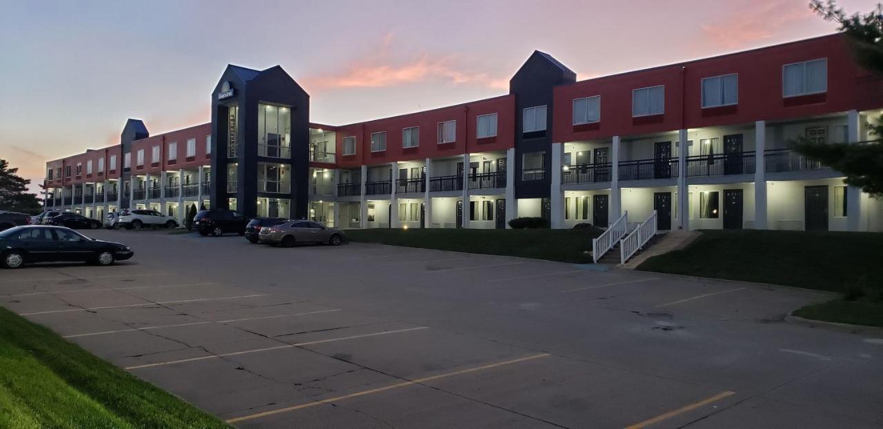 Days Inn By Wyndham West Des Moines - Clive Exterior foto